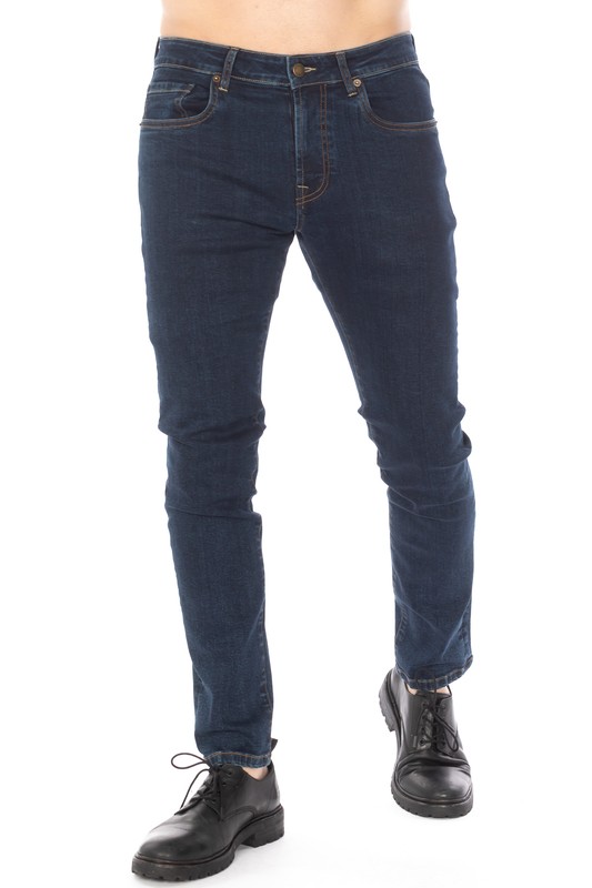 MEN FITTED JEANS